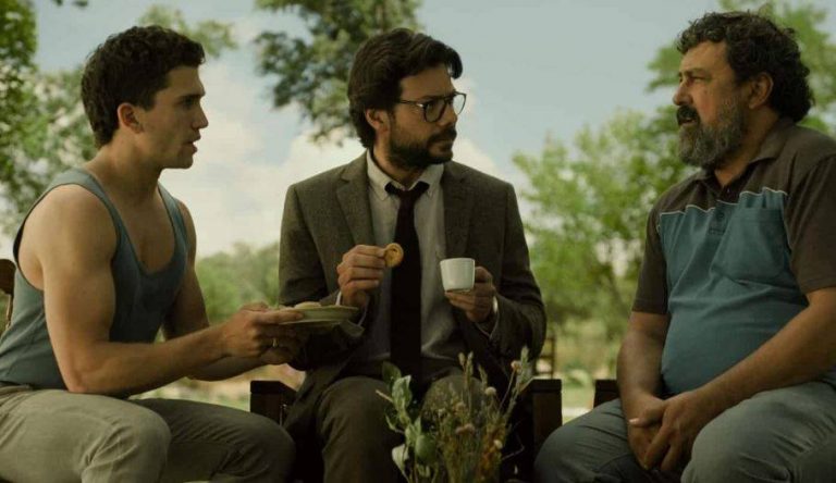 Episode 5: “5 Minutos antes” or “5 Minutes Earlier.”
