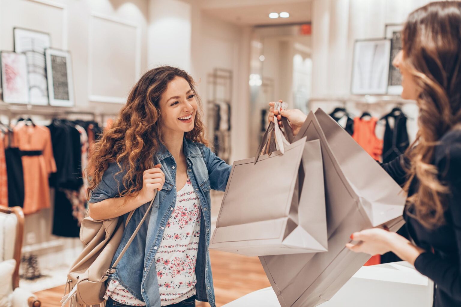 How Fashion Companies Use Shopper Feedback to Refine Customer Experience How Fashion Companies Use Shopper Feedback to Refine Customer Experience